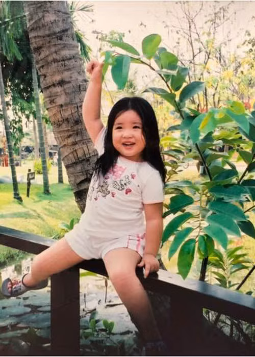 Tuy nhiên, Hiền Thục từng lo lắng vì chiều cao của con gái ngày bé thuộc nhóm "nấm lùn" so với các bạn cùng trang lứa.