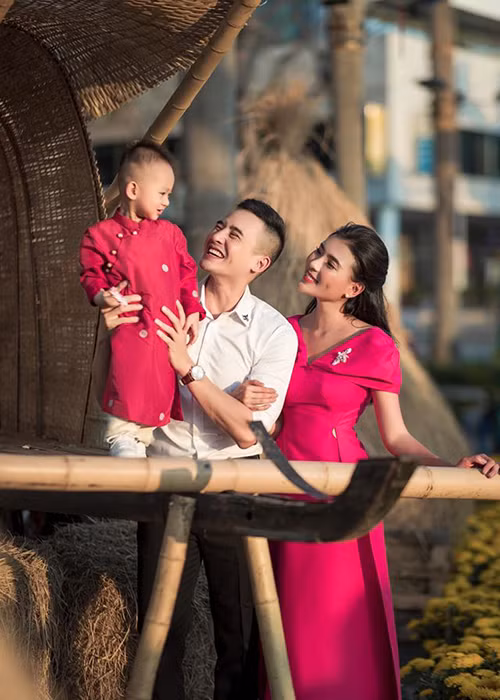 Tổ ấm của vợ chồng Thúy Diễm được nhiều người ngưỡng mộ.