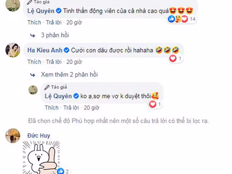 Hồi cuối tháng 5/2020, khi nữ ca sĩ úp mở kế hoạch sinh con gái thứ 2, ông xã của cô vẫn tương tác với vợ. Hiện tại, khán giả hy vọng Lệ Quyên sớm lên tiếng về tin đồn hôn nhân.