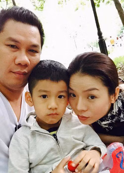 Lệ Quyên từng không muốn công khai nhiều hình ảnh của con trai vì mong con có cuộc sống bình thường, không phải chịu áp lực từ showbiz.
