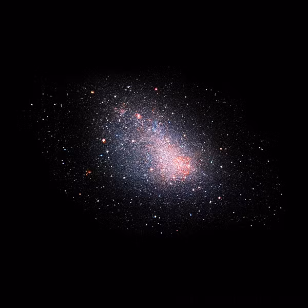 Thiên hà chứa Trái Đất Milky Way, một thiên hà thuộc hàng "quái vật" từng được cho là đã nuốt chửng 16 thiên hà khác nên mới đạt được kích thước vĩ đại như ngày nay.