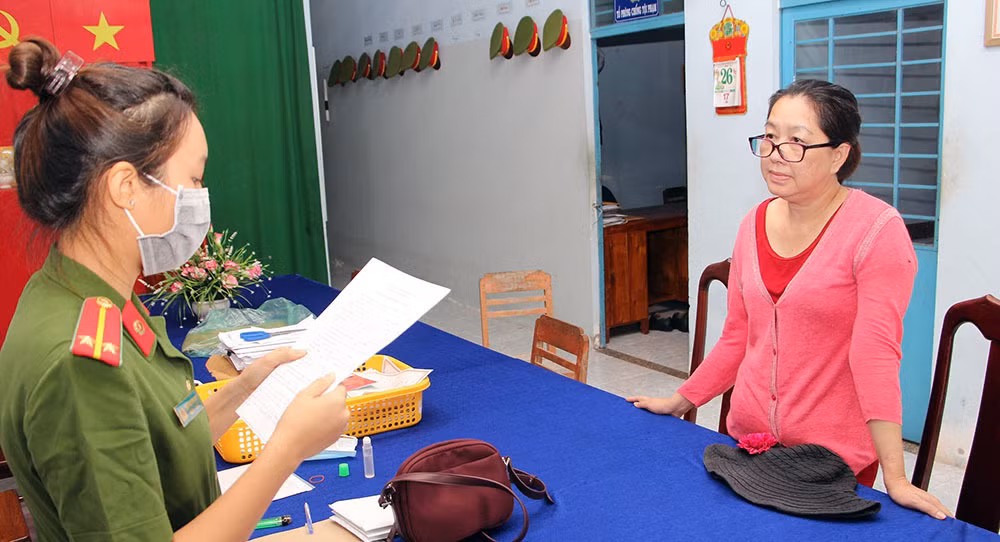 Nhung phi vu buon lau vang, USD cuc lon gay chan dong mien Tay-Hinh-9