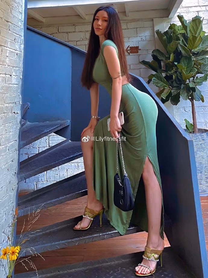 Cô nàng khiến nhiều người nhầm tưởng mình là người mẫu vì vóc dáng quá chuẩn và chiều cao mơ ước.