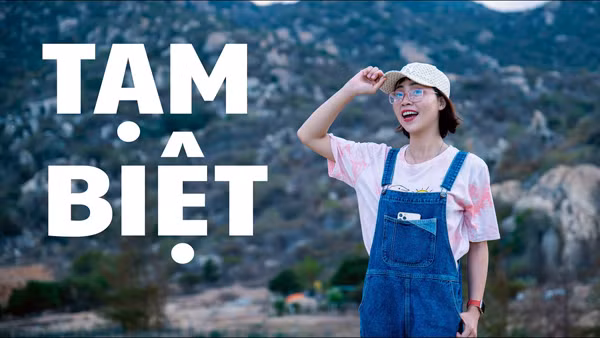 Sau lùm xùm “xin vía búp bê học giỏi”, youtuber Thơ Nguyễn nói lời tạm biệt với khán giả. Vậy nhưng, chỉ sau thời gian ngắn im hơi lặng tiếng, mới đây kênh bất ngờ thông báo hoạt động trở lại thu hút sự chú ý của đông đảo mọi người.