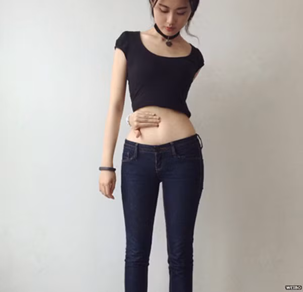 Những trào lưu trên ban đầu được nhiều người hưởng ứng song dần bị tẩy chay. Họ cho rằng, trào lưu chỉ mang ý nghĩa “khoe thân”, phân biệt đối xử dựa trên ngoại hình. Ảnh: Internet.
