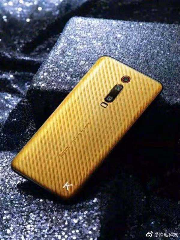 Giá của Redmi K20 Pro Signature Edition được bật mí là 6.978 USD, khoảng 162 triệu đồng - một mức giá mà nhiều "dân chơi" công nghệ cũng chưa chắc dám bỏ ra để sở hữu một chiếc điện thoại có thiết kế "độc nhất vô nhị".