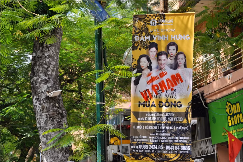 Loat bang ron show Trong Tan, Mr Dam bi dong dau “Vi pham”