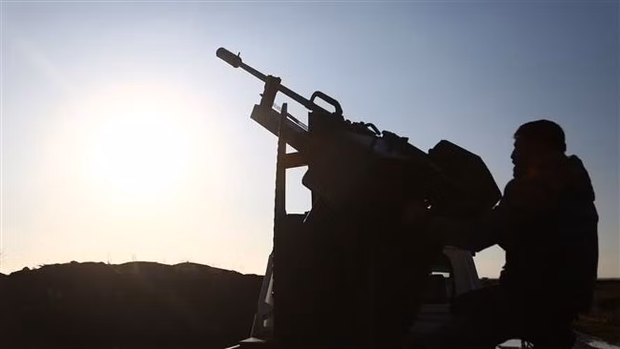 Ước chừng 300 tay súng người Syria đã đến Libya vào cuối tháng 4, trong khi Thổ Nhĩ Kỳ chưa công bố số lượng binh sĩ nước này có mặt ở Libya trong những tháng đầu năm.