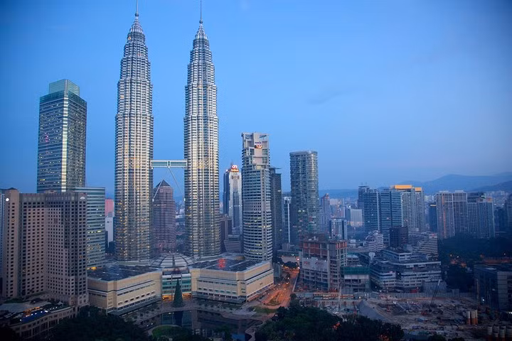 5. Malaysia có GDP bình quân đầu người khá cao 9.508 USD, với 84,1% người lớn có tài khoản ngân hàng, phù hợp khởi nghiệp lĩnh vực fintech. (Ảnh: National Geographic).