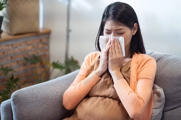 Nước mũi có những màu này phải cẩn trọng bệnh tật - Hình 3 Nuoc mui co nhung mau nay phai can trong benh tat-Hinh-3