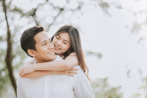Đêm tân hôn, tôi sốc ngất khi nhìn thấy cảnh tượng này Dem tan hon, toi soc ngat khi nhin thay canh tuong nay
