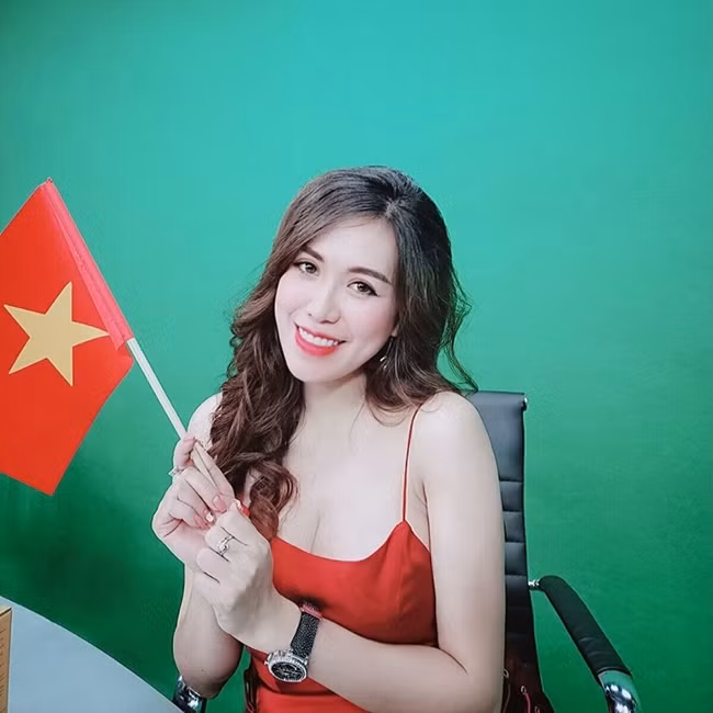 Hoc cach giu eo thon nhu hot girl hua tung clip nong khi Viet Nam vo dich