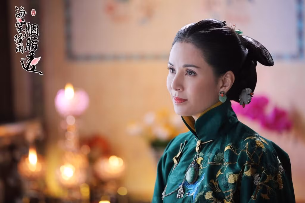Lý Nhược Đồng giờ thường vào vai phụ nữ trung niên.