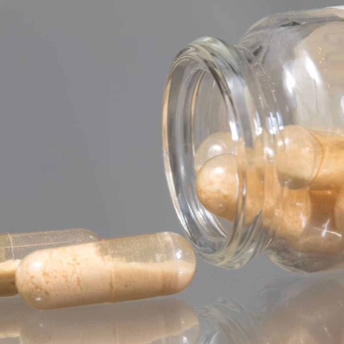 Sử dụng chế phẩm sinh học chứa probiotics: Probiotics là một trong những chế phẩm cần thiết trong việc phòng chống cảm lạnh.
