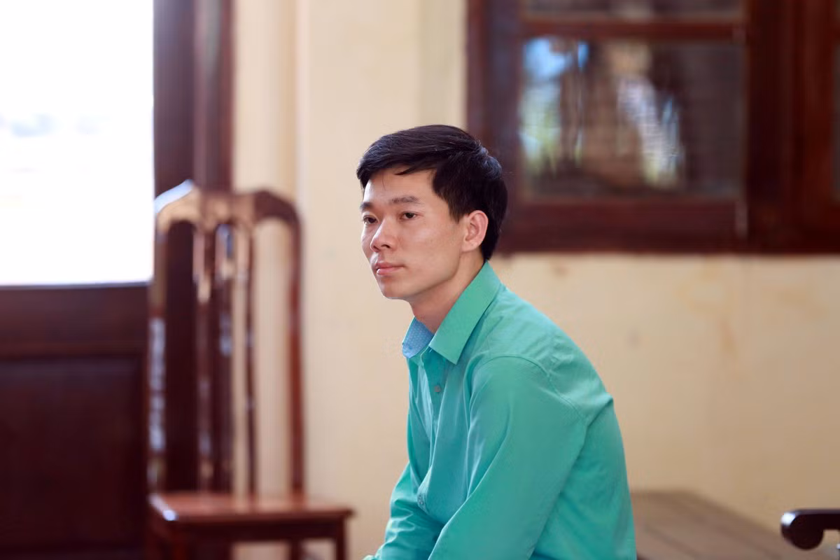 Hom nay 8/1, xet xu phien toa bac si Hoang Cong Luong