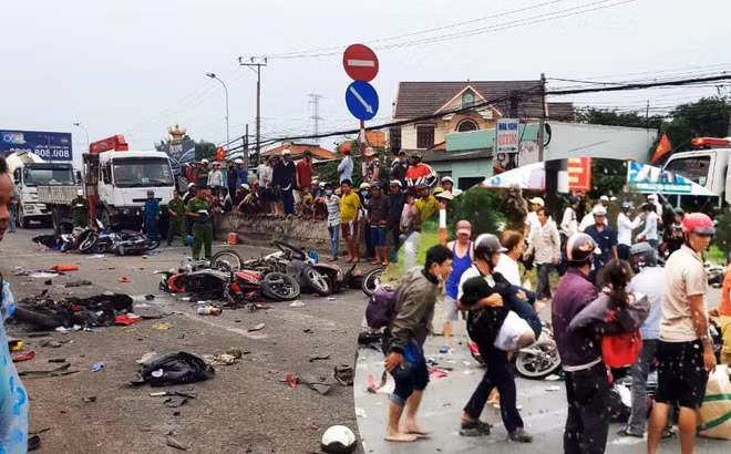 Container tong 21 nguoi: Ai chiu trach nhiem boi thuong?