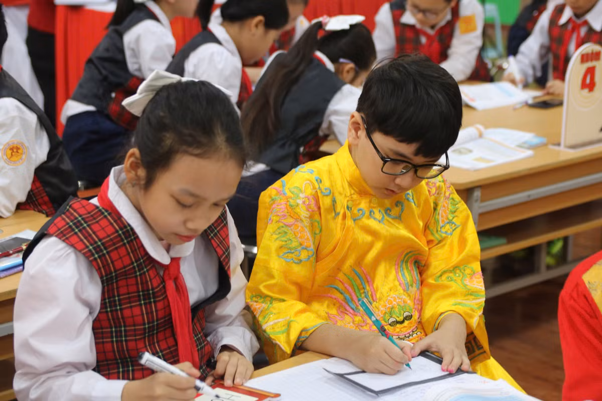 Học lịch sử hấp dẫn “không ngờ” nhờ khoa học và công nghệ - Hình 7 Hoc lich su hap dan “khong ngo” nho khoa hoc va cong nghe-Hinh-7