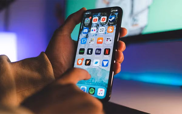 Điều đặc biệt ở iPhone 2019 giúp lướt mạng vèo vèo Dieu dac biet o iPhone 2019 giup luot mang veo veo