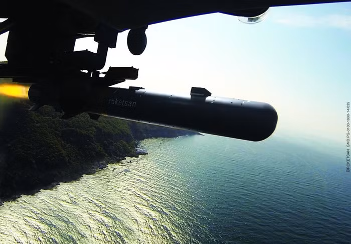 Có thể nói tên lửa không đối đất UMTAS trang bị trên UAV TB2 đã trở thành loại vũ khí "sáng nhất" trong cuộc xung đột tại Nagorno-Karabakh.