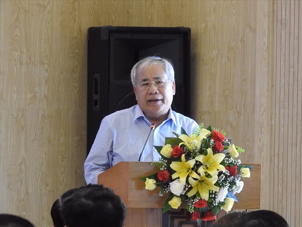 Thời điểm đó, ông Đào Công Thiên là Phó Chủ tịch UBND tỉnh Khánh Hòa, Chủ tịch Hội đồng thẩm định giá đất tỉnh Khánh Hòa, ký các quyết định giao đất, cho thuê đất. Còn ông Thái chịu trách nhiệm trong việc tham mưu cho UBND tỉnh về loại đất, quy hoạch sử dụng đất.