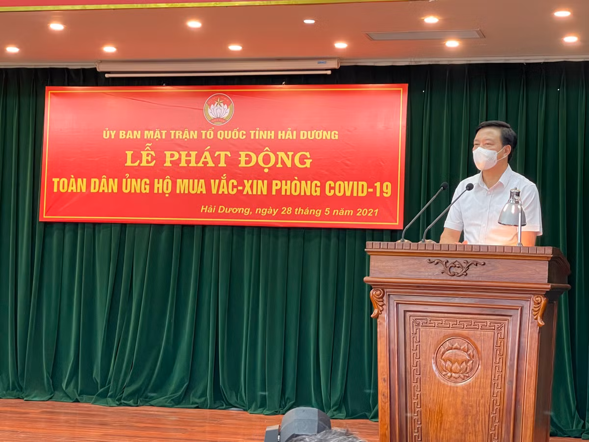 Hải Dương: Hơn 70 tỷ ủng hộ Quỹ vaccine COVID-19 ngay khi phát động - Hình 4 Hai Duong: Hon 70 ty ung ho Quy vaccine COVID-19 ngay khi phat dong-Hinh-4