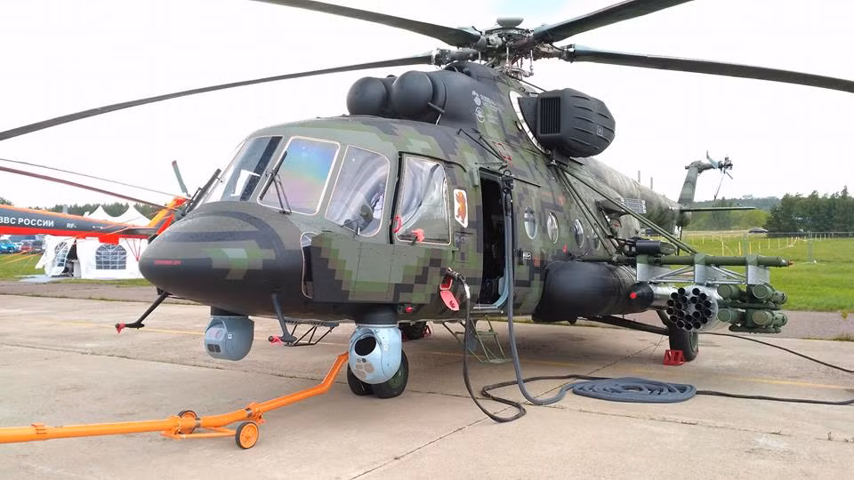 Lần đầu tiên trực thăng Mi-171Sh-VN tham dự MAKS-2017. Đây là phiên bản của dòng trực thăng đa năng Mi-8/17 được tiết kế riêng cho nhiệm vụ chống khủng bố. Nguồn ảnh: Vitaly-Kuzmin