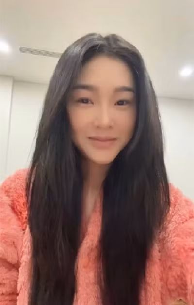 Bat ngo doi mat 