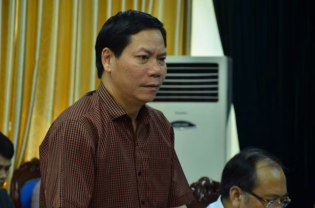 Doc gi hom nay 8/1: Nguoi phu nu ban ca bi giang ho chem lia 3 ngon tay-Hinh-2