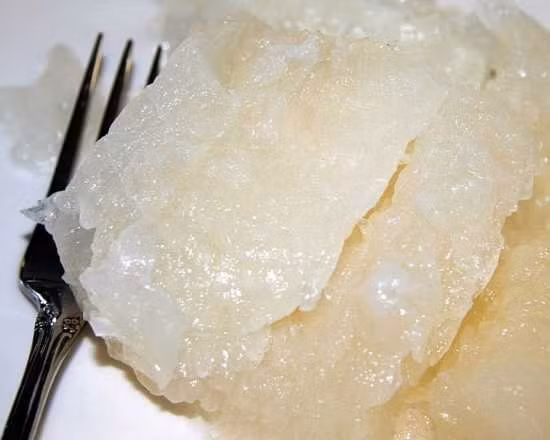 Tuy nhiên, lượng độc tố có trong gan, buồng trứng, trứng và thận cá nóc có thể "hạ thủ" 5 người đàn ông khỏe mạnh cùng một lúc. Chất độc Tetrodotoxin của cá nóc chỉ cần lượng 1 miligram cũng đủ khiến người ăn phải thiệt mạng trong vòng 4-6 tiếng.