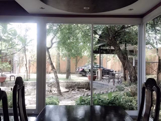 Trước đó, Phi Thanh Vân cũng chia sẻ về ngôi nhà vườn rộng rãi. Đây là nơi cô tìm về sau bộn bề công việc để có khoảnh khắc bình yên, thư giãn.