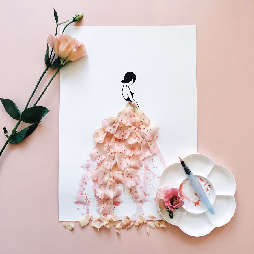 Cảm hứng đó thôi thúc Clair dùng những cánh hoa, chiếc lá tạo ra những tác phẩm nghệ thuật tuyệt đẹp. (Nguồn Bored Panda)