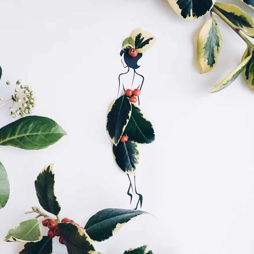 Giải thích về việc dùng cánh hoa và lá để sáng tạo nên những thiết kế độc đáo, Clair nói rằng bởi vì những chất liệu này tượng trưng cho vẻ đẹp, sự ân sủng và sức mạnh mà mỗi người phụ nữ sở hữu bên trong. (Nguồn Bored Panda)