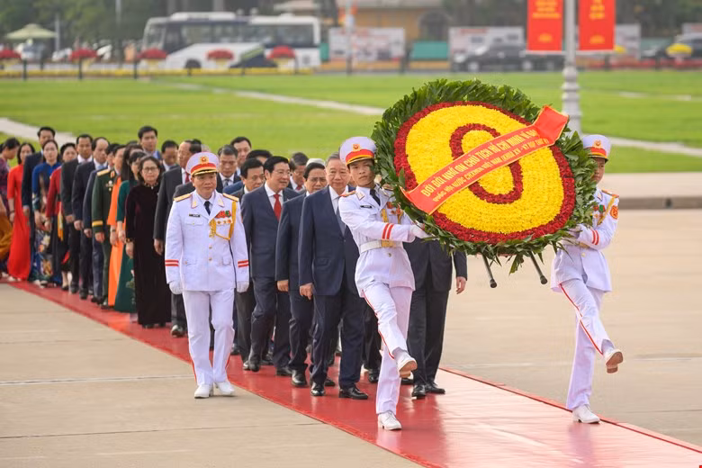 Kỳ họp thứ 9, Quốc hội khóa XV được đánh giá là kỳ họp mang tính lịch sử của Quốc hội và cả hệ thống chính trị của Việt Nam khi có nhiều nội dung rất quan trọng. "Kỳ họp có ý nghĩa đặc biệt quan trọng đối với nhân dân ta, đất nước ta", Chủ tịch Quốc hội Trần Thanh Mẫn nhận định.