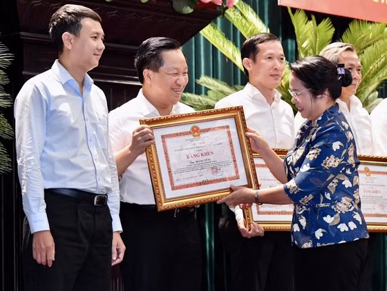 Pho Thu tuong Le Minh Khai: Thuc hien Nghi quyet 98 phai co trong tam, trong diem-Hinh-8