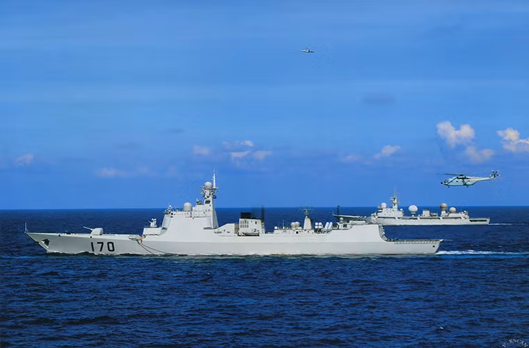 Hiện tại Hạm đội Nam Hải có trong biên chế khoảng 9 tàu Type 054A trong tổng số 22 tàu đang hoạt động còn đối với Type 056 là 5 chiếc. Tất cả chúng đều được đưa vào trang bị trong khoảng thời gian hơn 5 năm trở lại gần đây. Nguồn ảnh: Pinterest