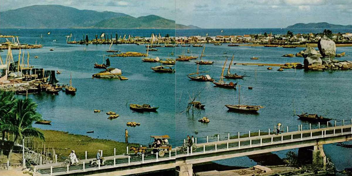 Cầu Xóm Bóng ở Nha Trang, nơi tuyến đường sắt chạy qua.