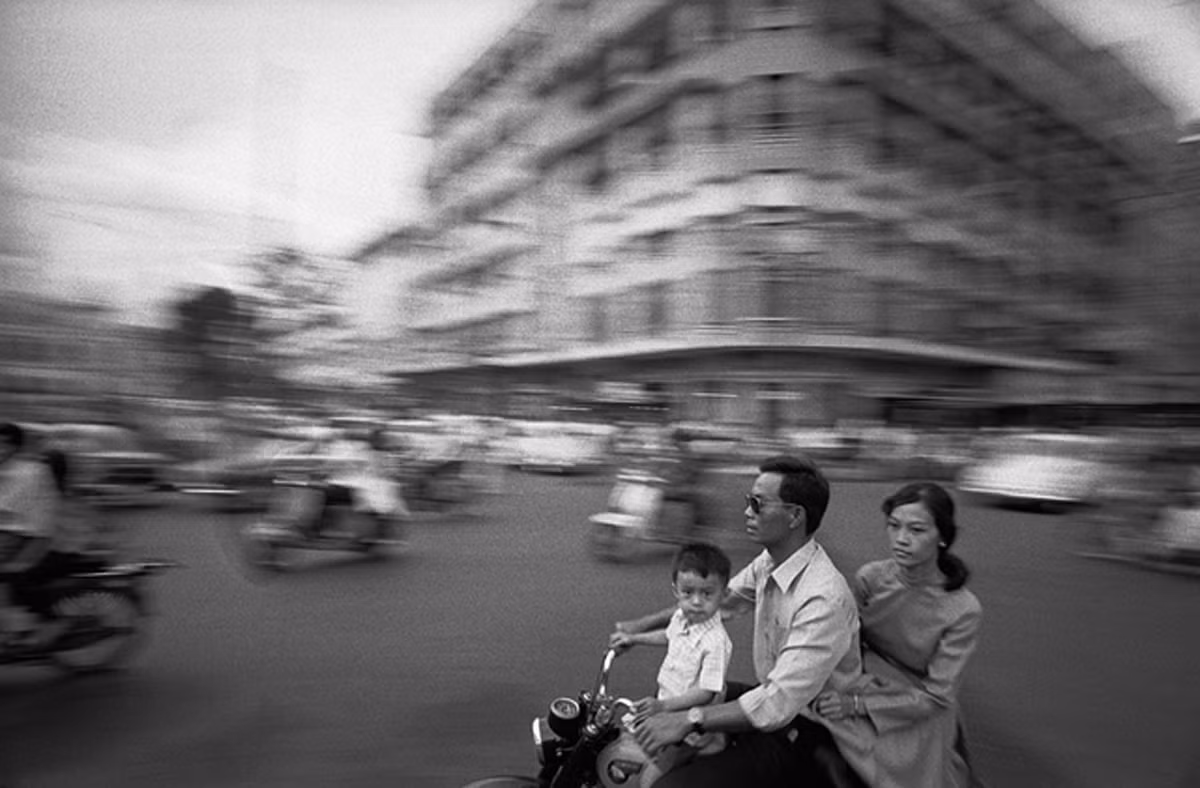 Trên Công trường Lam Sơn.