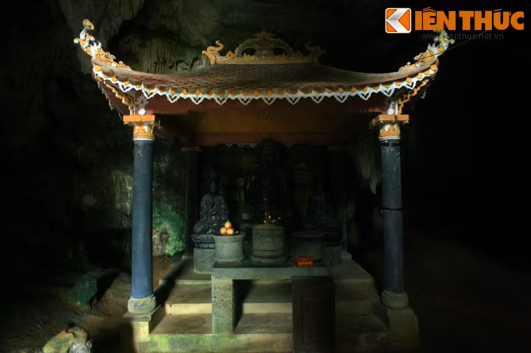 Có thể nói, chùa Bích Động là một danh thắng tiêu biểu mà du khách không thể bỏ qua khi ghé thăm đất Ninh Bình.
