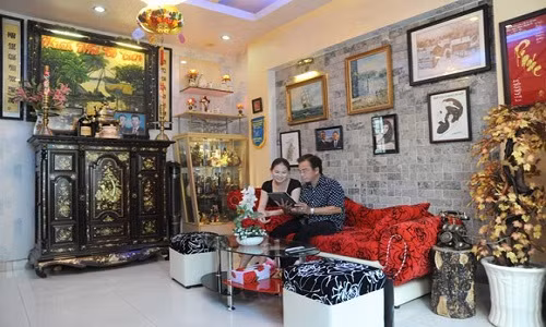 Tài sản của đại gia mang 550 cây vàng nướng chiếu bạc Tai san cua dai gia mang 550 cay vang nuong chieu bac