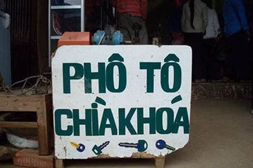  Biển quảng cáo không gọi là đánh chìa khóa mà gọi hẳn "phô tô".