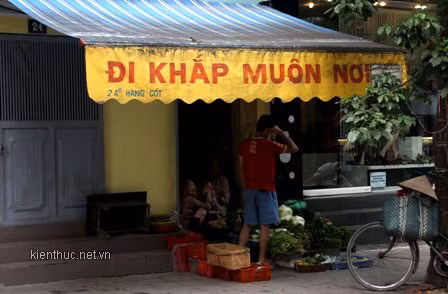 Tên quán rất gây sự chú ý "Đi khắp muôn nơi"/