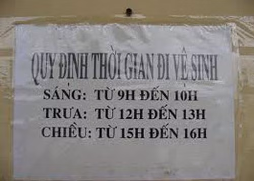 Đến thời gian đi vệ sinh cũng phải quy định rõ ràng.