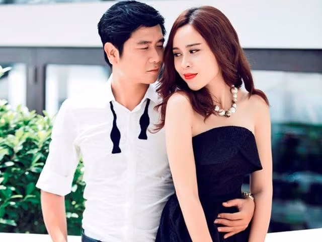 Cặp đôi diện đồ đen trắng đầy tinh tế và hài hòa. Ảnh: FBNV. Video "Minh Hằng chia sẻ về phong cách thời trang". Nguồn: VTC.