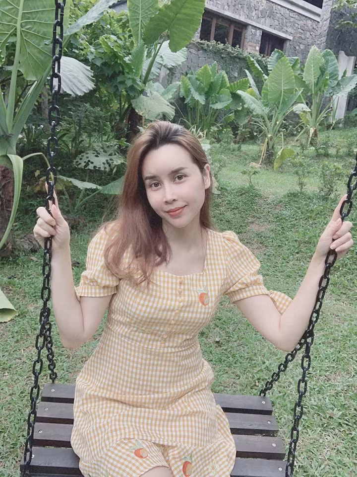 Sau cuộc “đại tu”, khuôn mặt của Lưu Hương Giang thực sự lột xác khiến nhiều người khó nhận ra.