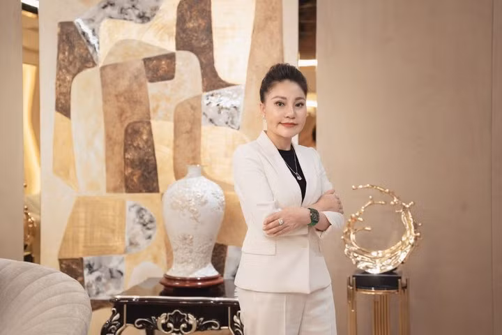 Tổng Giám đốc Công ty Nhật Nam bị điều tra theo Khoản 4 Điều 174 Bộ luật Hình sự tội Lừa đảo chiếm đoạt tài sản. 