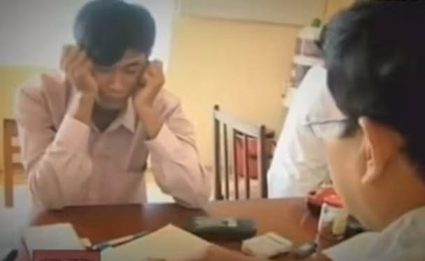 Tại cơ quan điều tra, Liệt khai nhận toàn bộ hành vi phạm tội của mình. Kẻ thủ ác cho biết, nạn nhân Cà Tha là thím dâu. Do gần nhà, Liệt biết rõ quy luật sống của bà Tha nên nảy sinh ý định giết người, cướp tài sản. Khoảng 18h ngày 28/9/2007, Liệt đến nhà bà Cà Tha đưa 32.000 đồng nhờ bà mua thực phẩm cho gia đình để lo bữa ăn ngày hôm sau. 