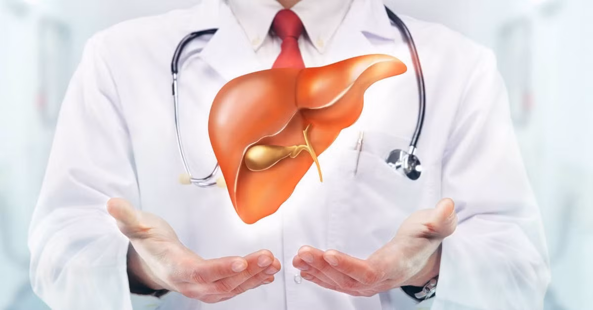 Nửa đêm tỉnh giấc Trong cuộc sống, nhiều người sẽ xuất hiện một số hoạt động bất thường trong khi ngủ. Biểu hiện của bất thường này sẽ phản ánh sức khỏe của gan. Nếu trong quá trình ngủ, bạn thường thức khuya vào giữa đêm, mà sau khi tỉnh rất khó để ngủ lại, cần phải cảnh giác vì có thể gan đã bị tổn thương.