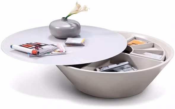 Chiếc bàn hiện đại được thiết kế với nhiều ngăn nhỏ đựng đồ phía dưới vô cùng tiện lợi.