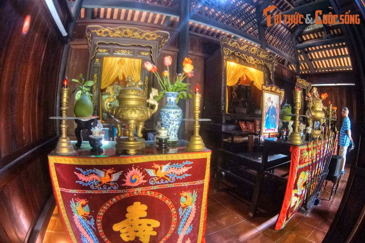 Công trình được tôn tạo vào năm 1909, đến năm 2005 thì được Nhà nước đại tu bổ. Đến giữa năm 2013, nhà thờ tộc Nguyễn Tường chính thức mở cửa đón khách tham quan.
