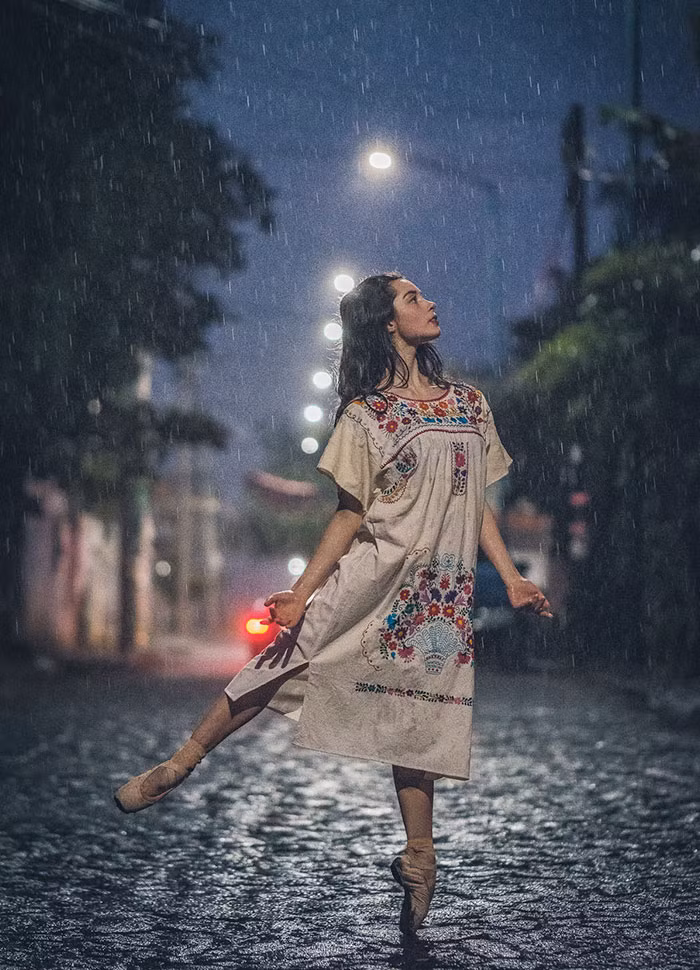 Khung cảnh đường phố ở Mexico City trở nên quyến rũ hơn với sự xuất hiện của các vũ công.